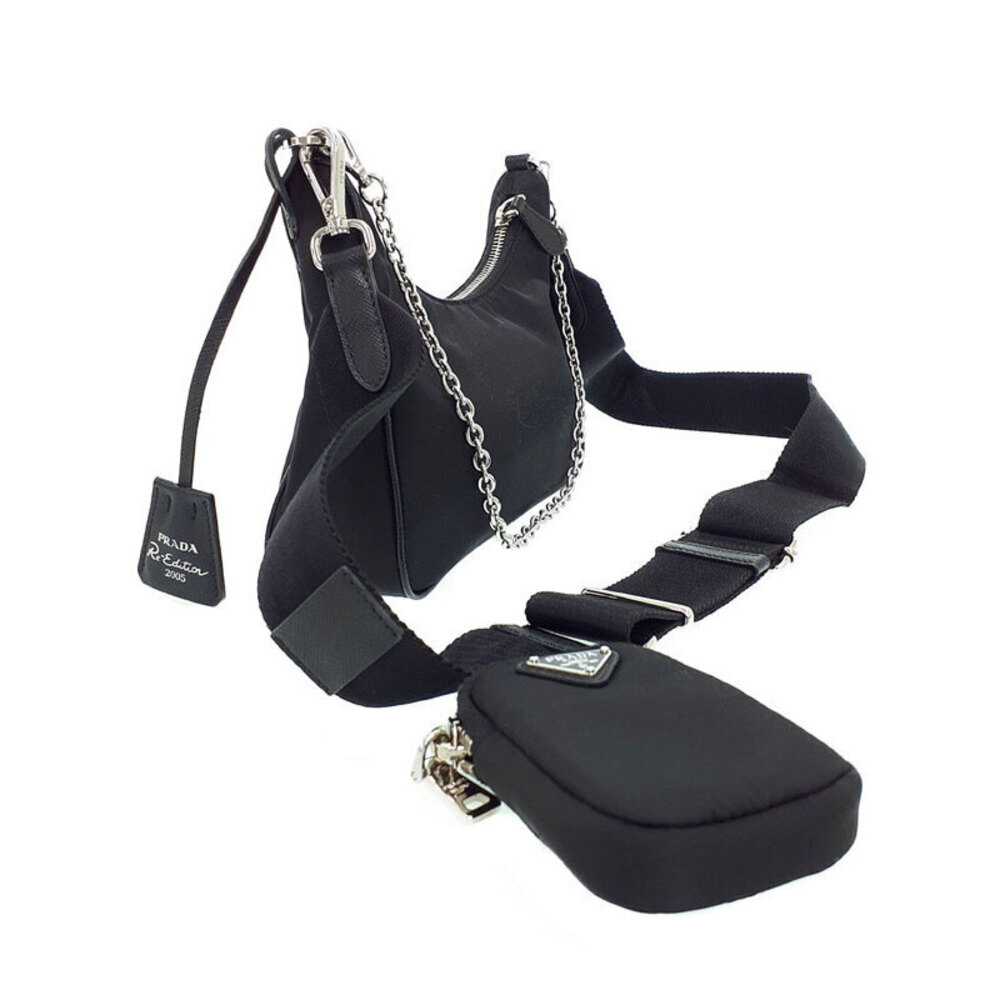 Prada ReEdition Shoulder Bag Leather 2005 Chain Black Saffiano